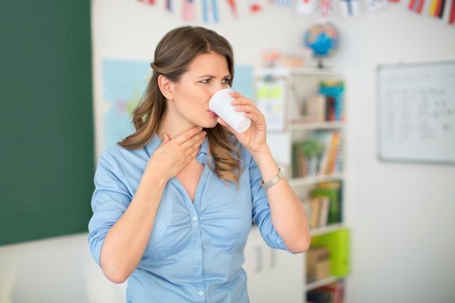 Bị đau khi nuốt là bệnh gì?